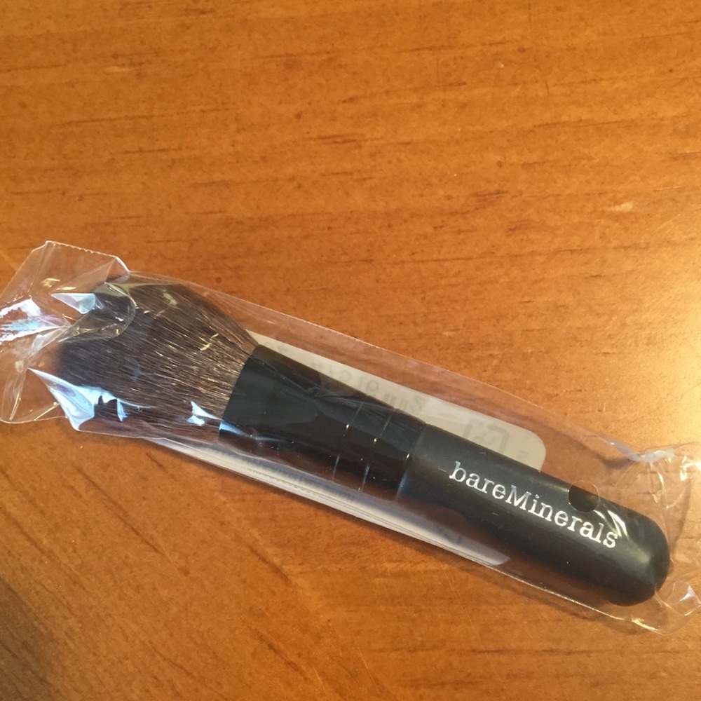 Bareminerals Bareskin Perfecting Veil and Brush - Picture 4 of 7